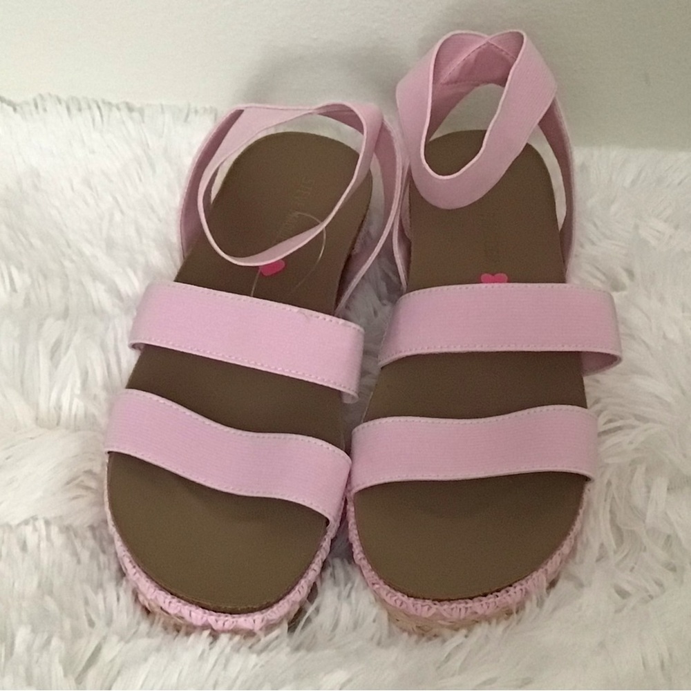 NWOT Girls Steve Madden Pink Wedge Sandals